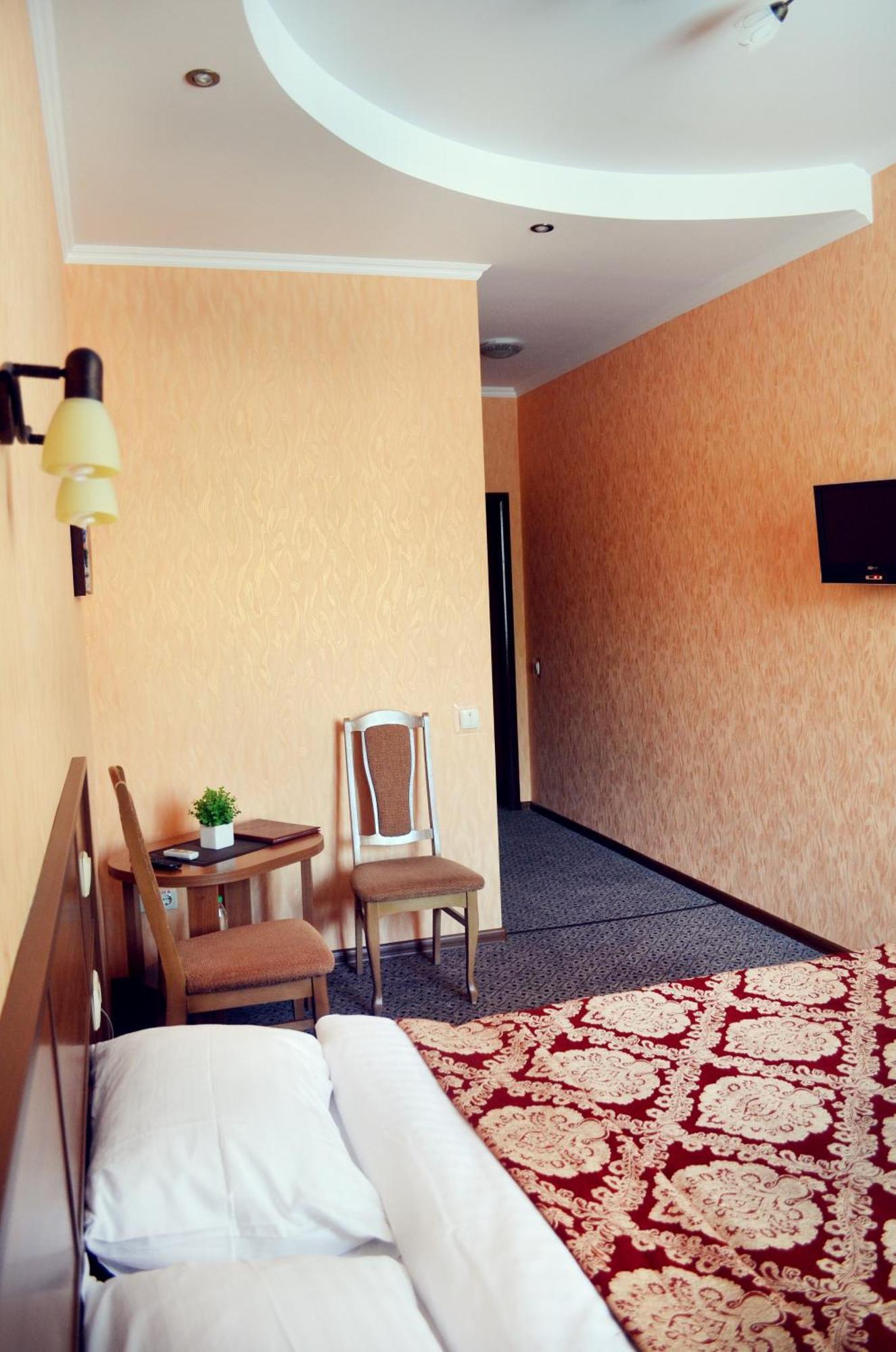 Hotel Dobrodiy Vinnytsja Buitenkant foto